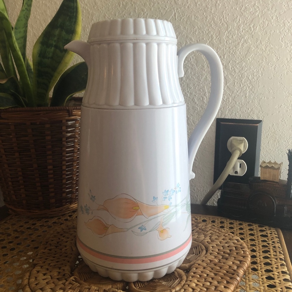 Vintage Interpur Calla Lily Floral Insulated Thermos Pitcher/Carafe - Picture 2 of 16